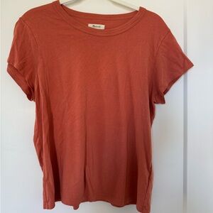 Madewell cotton t shirt in rust, size L